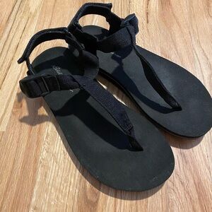 Eddie Bauer No Flip Flop